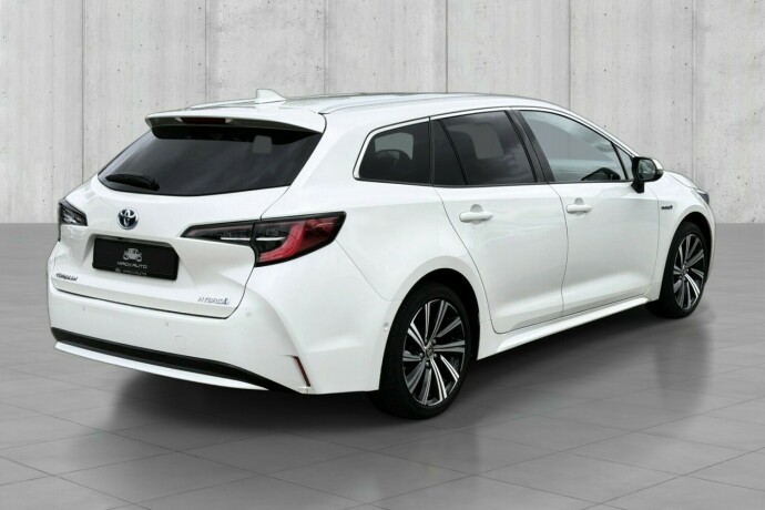 toyota-corolla-elektrisitetbensin-2021-big-5