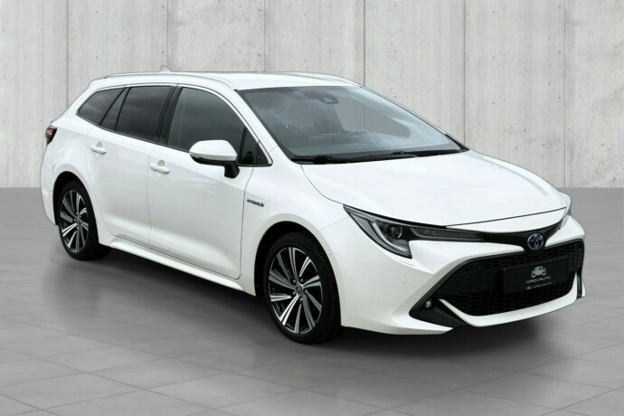 toyota-corolla-elektrisitetbensin-2021-big-0