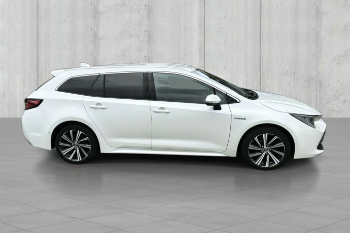 toyota-corolla-elektrisitetbensin-2021-big-6