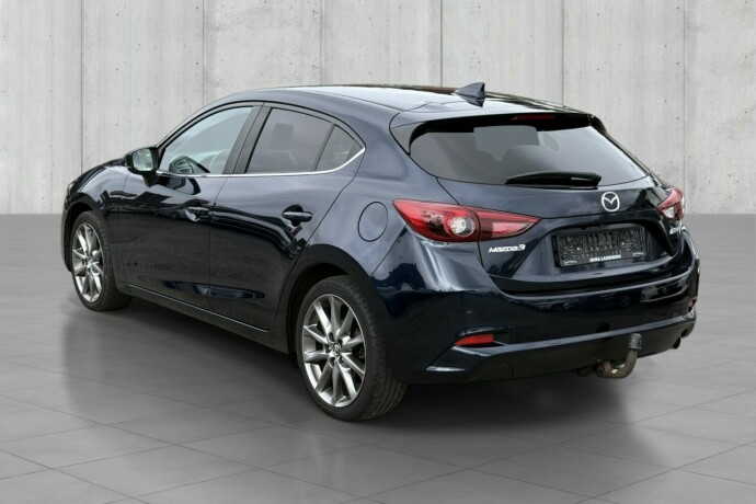 mazda-3-diesel-2017-big-3