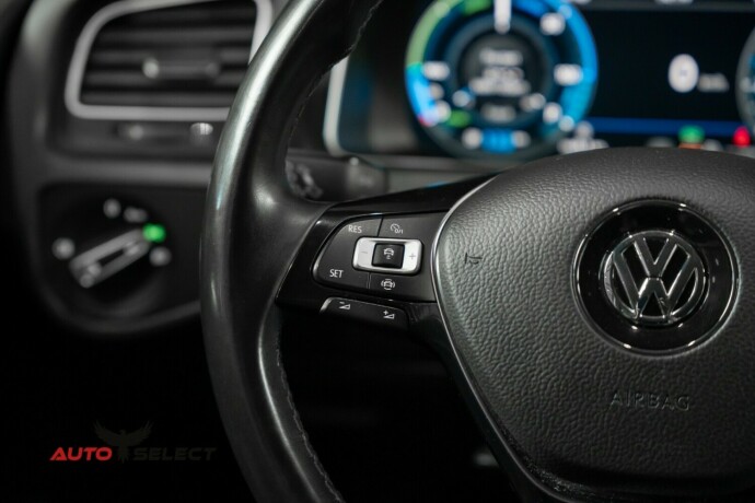volkswagen-golf-elektrisitet-2019-big-26