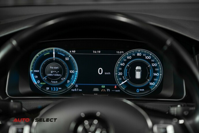 volkswagen-golf-elektrisitet-2019-big-27