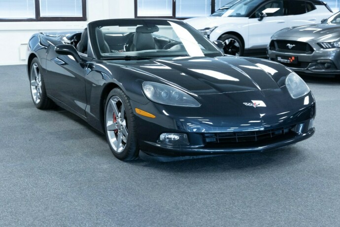 chevrolet-corvette-bensin-2006-big-3
