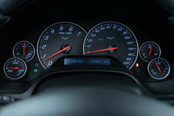 chevrolet-corvette-bensin-2006-big-13