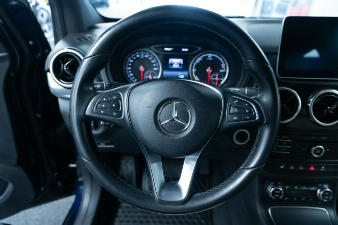 mercedes-benz-b-klasse-elektrisitet-2017-big-10