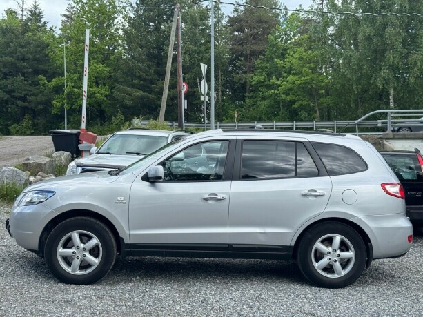 hyundai-santa-fe-diesel-2008-big-1