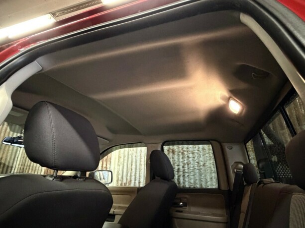 dodge-ram-bensin-2011-big-45