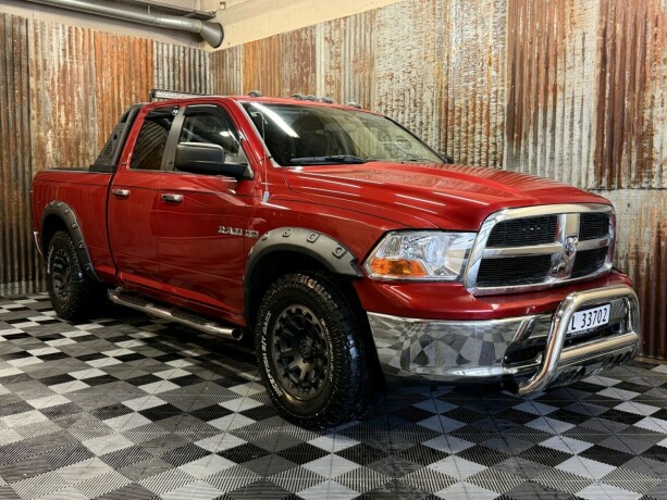 dodge-ram-bensin-2011-big-0