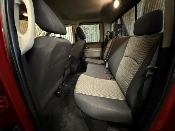 dodge-ram-bensin-2011-big-43