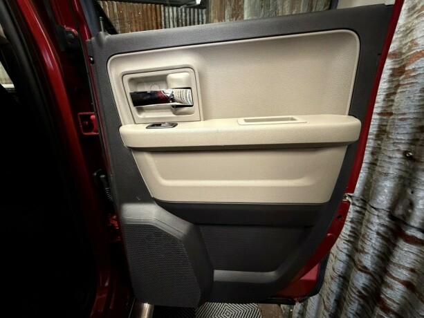 dodge-ram-bensin-2011-big-42