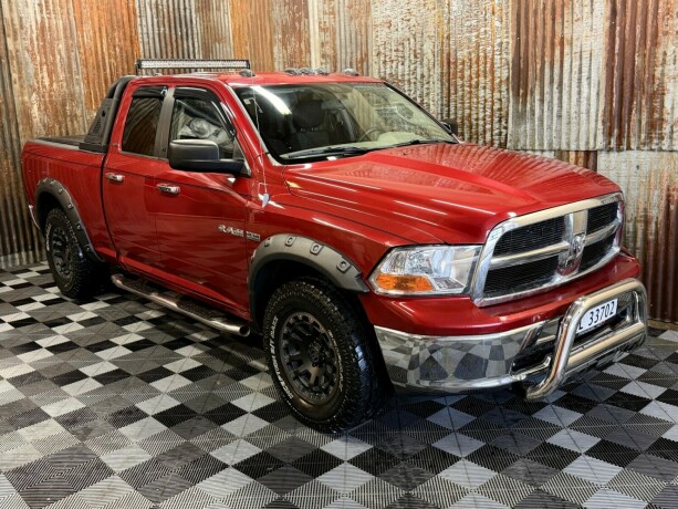 dodge-ram-bensin-2011-big-1
