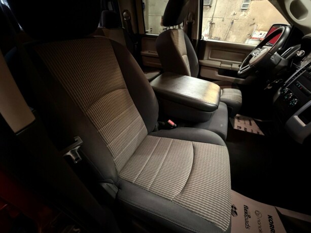 dodge-ram-bensin-2011-big-38