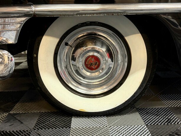 cadillac-62-bensin-1951-big-15