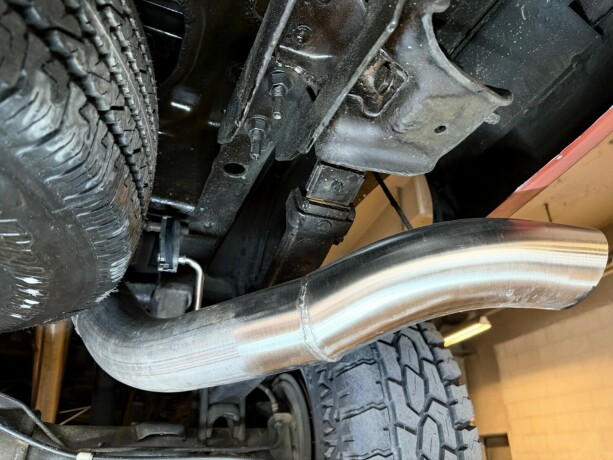 gmc-sierra-diesel-2005-big-52