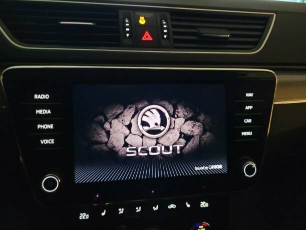 skoda-superb-diesel-2020-big-28