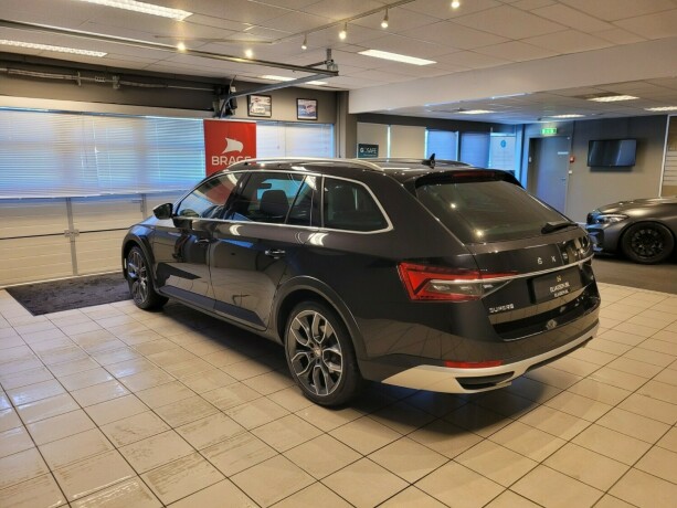 skoda-superb-diesel-2020-big-6