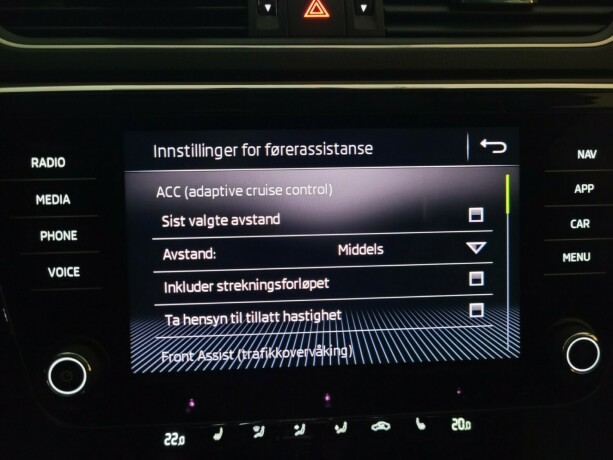 skoda-superb-diesel-2020-big-36