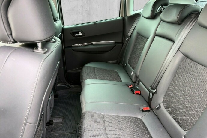 peugeot-3008-diesel-2016-big-15