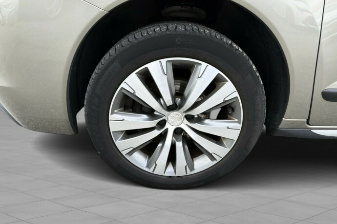 peugeot-3008-diesel-2016-big-18