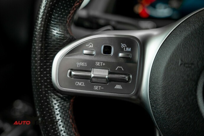 mercedes-benz-glb-diesel-2021-big-37