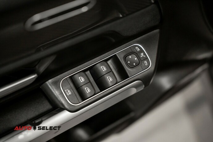 mercedes-benz-glb-diesel-2021-big-30