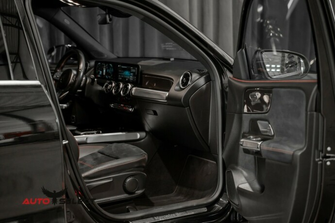 mercedes-benz-glb-diesel-2021-big-25