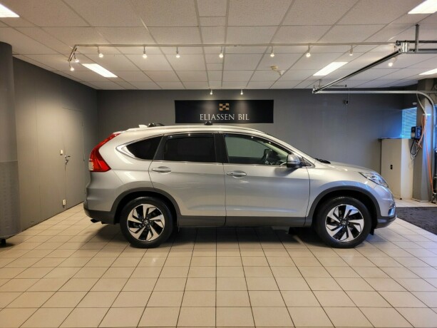 honda-cr-v-diesel-2017-big-3