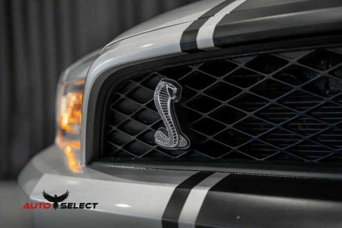 ford-mustang-bensin-2011-big-7