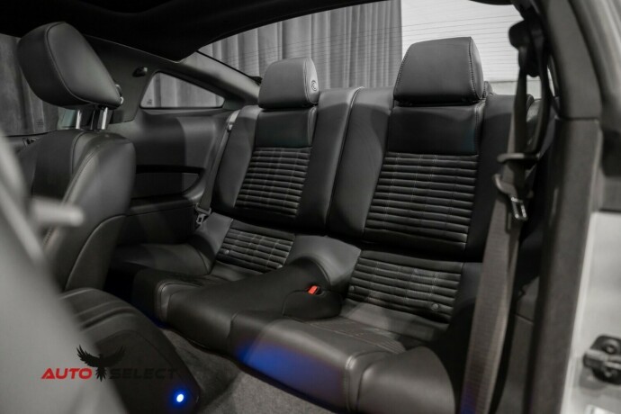 ford-mustang-bensin-2011-big-25