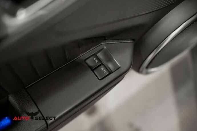 ford-mustang-bensin-2011-big-22