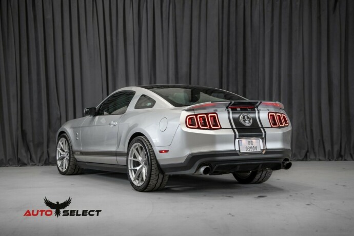 ford-mustang-bensin-2011-big-9
