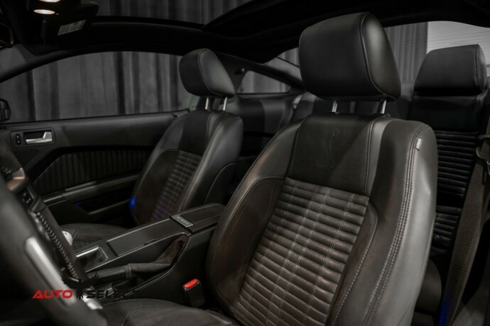 ford-mustang-bensin-2011-big-24
