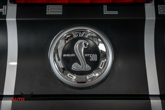 ford-mustang-bensin-2011-big-11