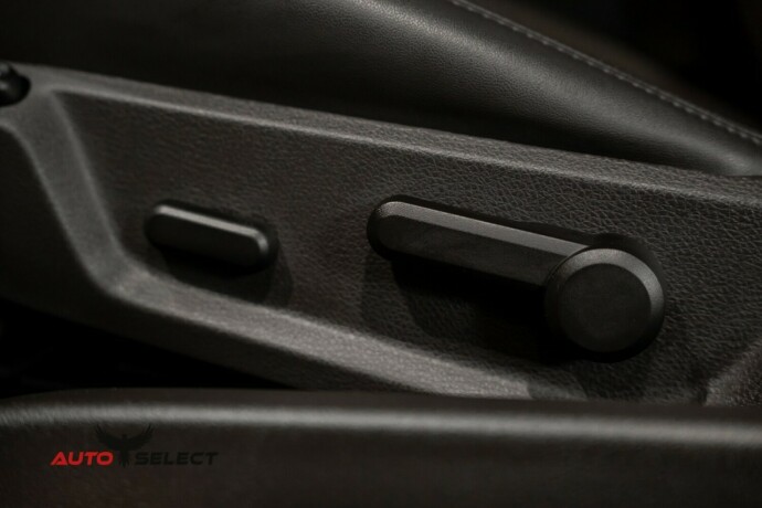 ford-mustang-bensin-2011-big-23