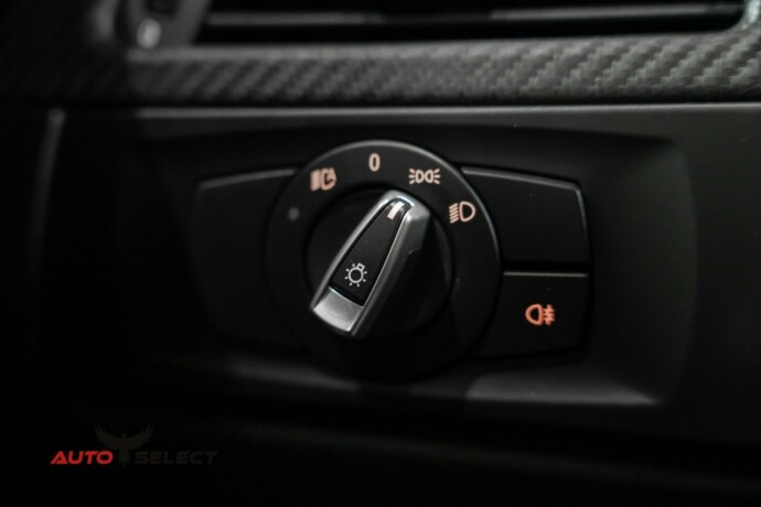 bmw-m3-bensin-2010-big-30