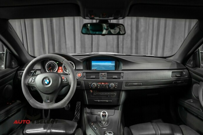 bmw-m3-bensin-2010-big-36