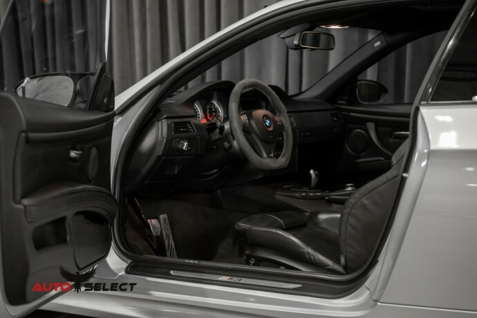bmw-m3-bensin-2010-big-22