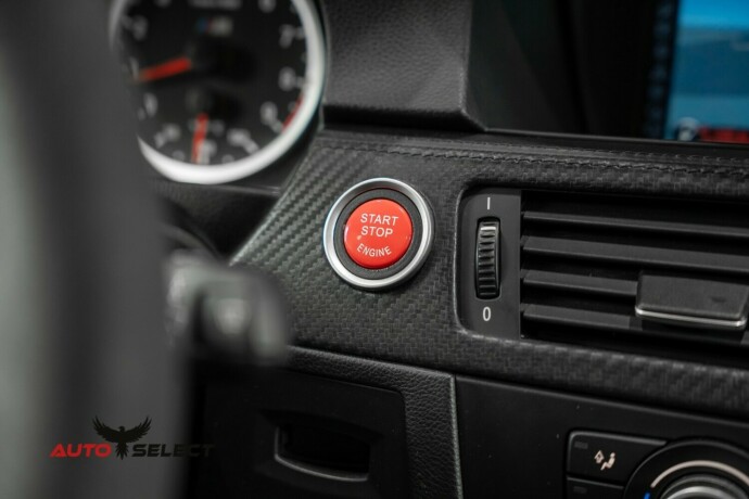 bmw-m3-bensin-2010-big-37