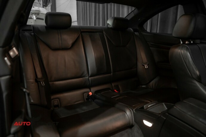 bmw-m3-bensin-2010-big-21
