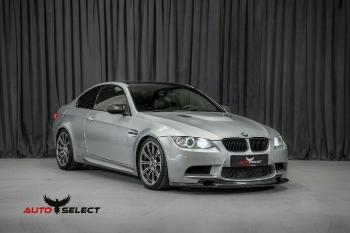 bmw-m3-bensin-2010-big-3