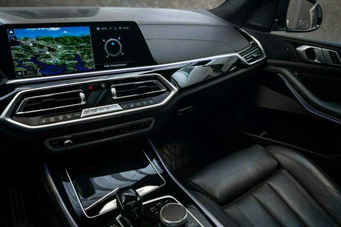 bmw-x5-elektrisitetbensin-2021-big-17