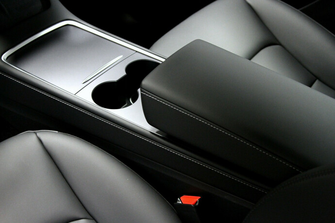 tesla-model-y-elektrisitet-2021-big-6