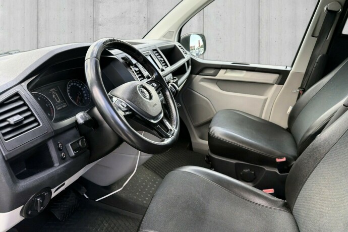 volkswagen-transporter-diesel-2019-big-8