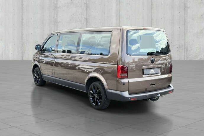 volkswagen-caravelle-diesel-2011-big-3