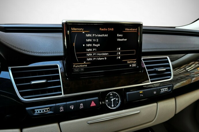 audi-a8-diesel-2014-big-37