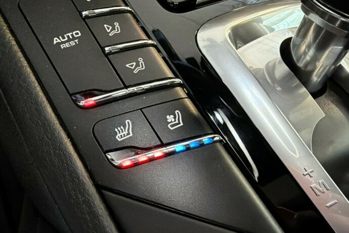 porsche-cayenne-elektrisitetbensin-2016-big-15