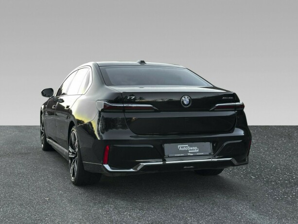 bmw-i7-elektrisitet-2023-big-9