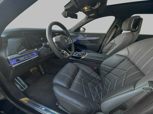 bmw-i7-elektrisitet-2023-big-14