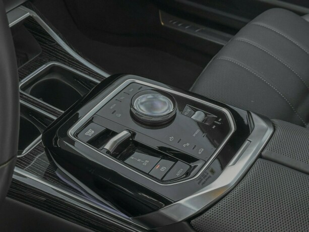 bmw-i7-elektrisitet-2023-big-22