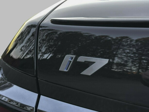 bmw-i7-elektrisitet-2023-big-12